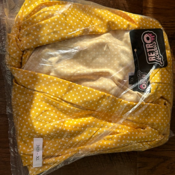 Yellow Dots Swing Dress - Picture 6 of 6